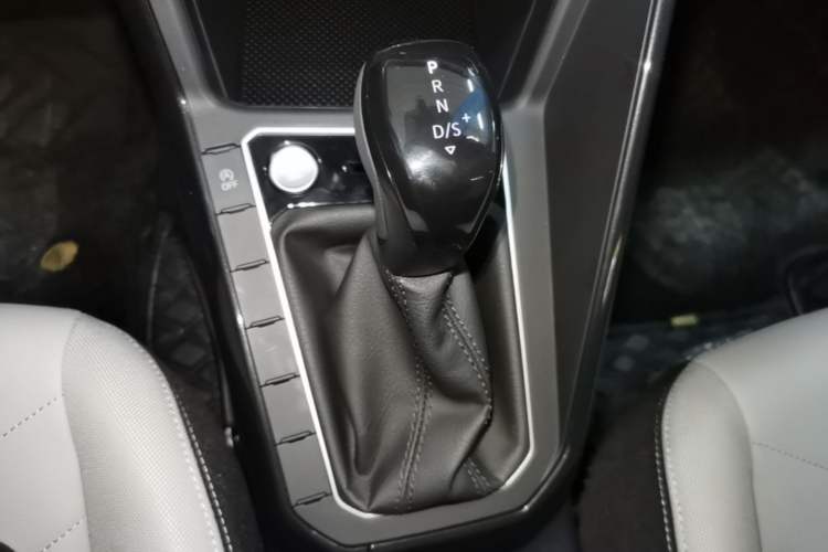 Used Volkswagen Lavida 2025 New Sharp 1.5L Outstanding New Vision Edition Gear Lever