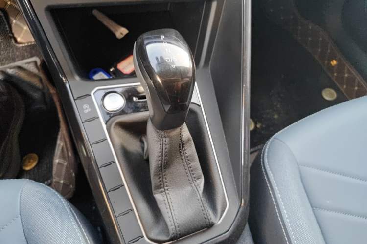 Used Volkswagen Lavida 2025 New Sharp 1.5L Outstanding New Vision Edition Gear Lever