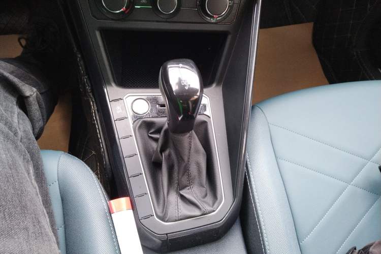 Used Volkswagen Lavida 2025 New Sharp 1.5L Outstanding New Vision Edition Gear Lever