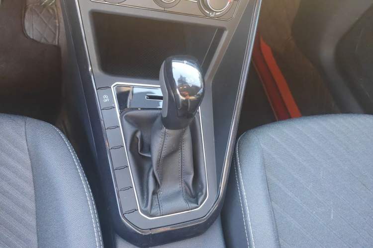 Used Volkswagen Lavida 2025 New Sharp 1.5L Outstanding New Edition Gear Lever