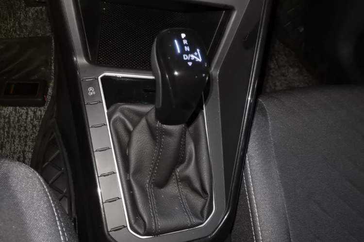 Used Volkswagen Lavida 2025 New Sharp 1.5L Outstanding New Edition Gear Lever