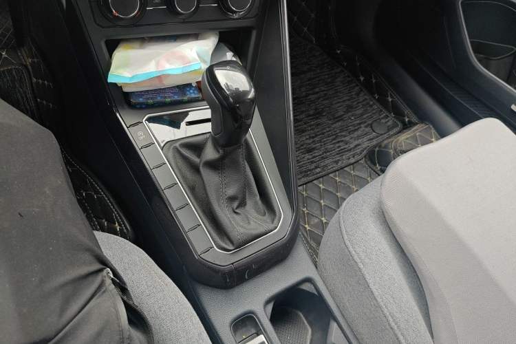 Used Volkswagen Lavida 2025 New Sharp 1.5L Outstanding New Edition Gear Lever