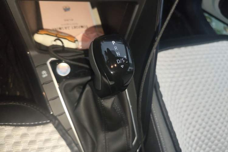 Used Volkswagen Lavida 2025 New Sharp 1.5L Outstanding New Vision Edition Gear Lever