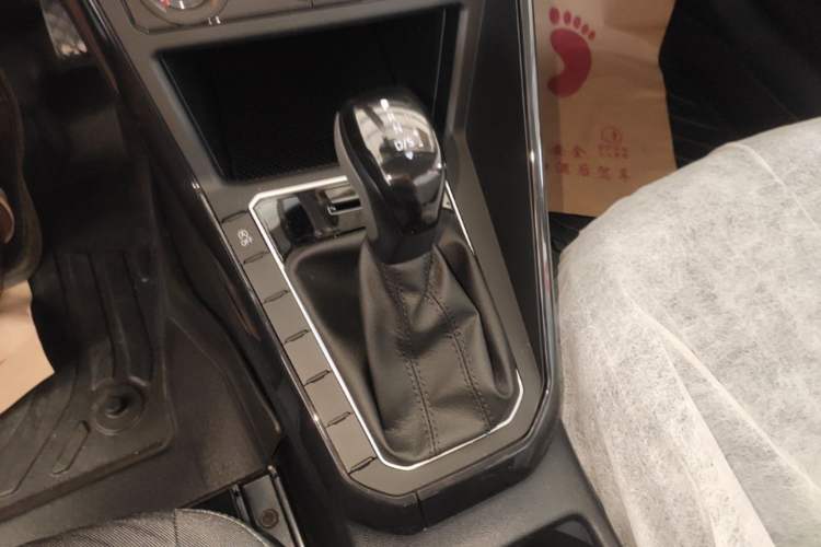 Used Volkswagen Lavida 2025 New Sharp 1.5L Outstanding New Edition Gear Lever