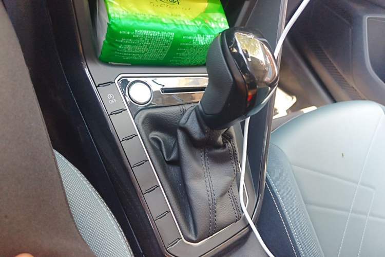 Used Volkswagen Lavida 2025 New Sharp 1.5L Outstanding New Vision Edition Gear Lever