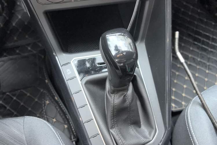 Used Volkswagen Lavida 2025 New Sharp 1.5L Outstanding New Edition Gear Lever