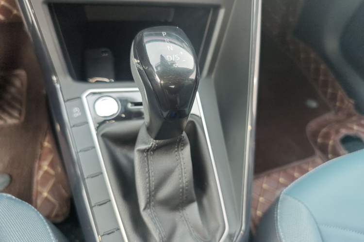 Used Volkswagen Lavida 2025 New Sharp 1.5L Outstanding New Vision Edition Gear Lever