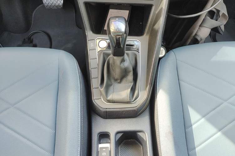 Used Volkswagen Lavida 2025 New Sharp 1.5L Outstanding New Vision Edition Gear Lever