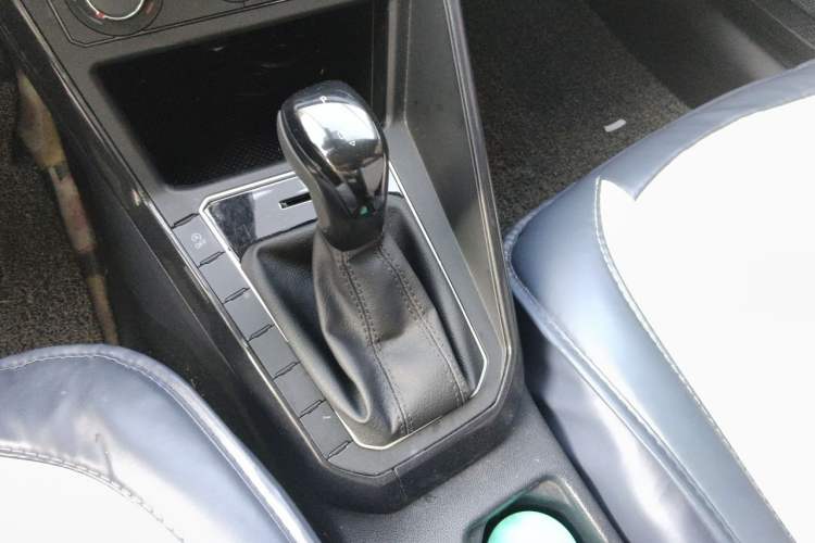 Used Volkswagen Lavida 2025 New Sharp 1.5L Outstanding New Edition Gear Lever