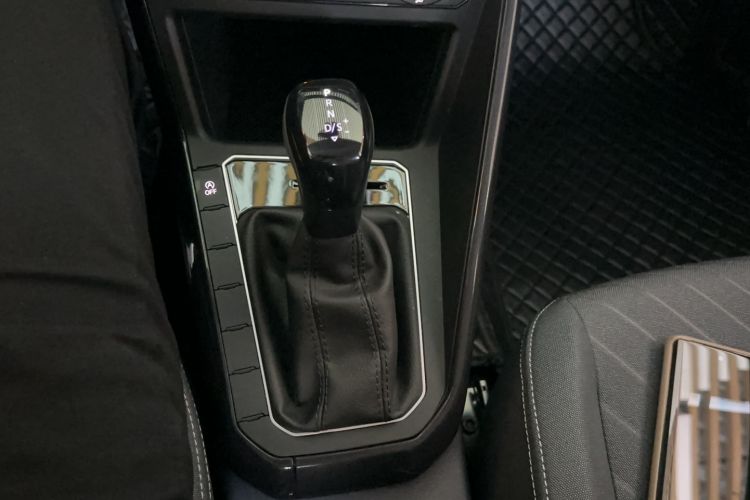 Used Volkswagen Lavida 2025 New Sharp 1.5L Outstanding New Edition Gear Lever