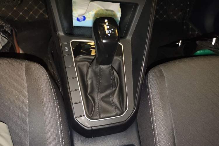 Used Volkswagen Lavida 2025 New Sharp 1.5L Outstanding New Edition Gear Lever