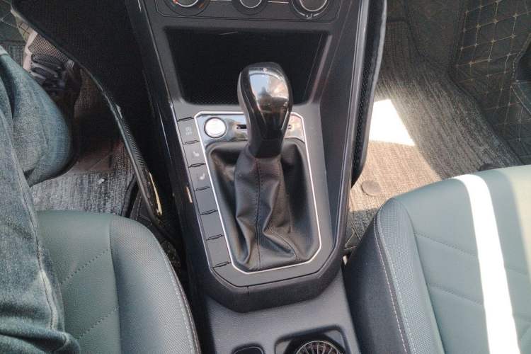Used Volkswagen Lavida 2025 New Sharp 1.5L Outstanding New Vision Edition Gear Lever