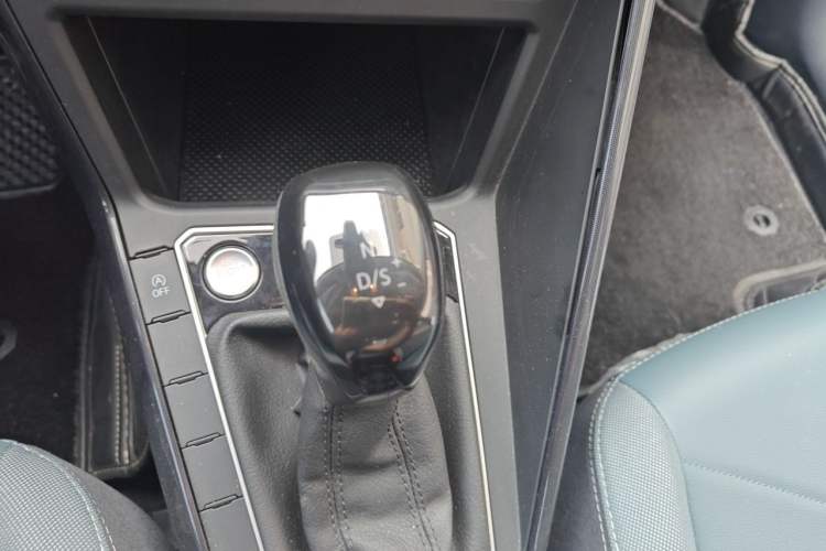 Used Volkswagen Lavida 2025 New Sharp 1.5L Outstanding New Vision Edition Gear Lever