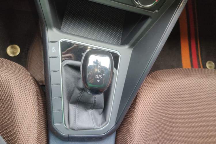 Used Volkswagen Lavida 2025 New Sharp 1.5L Outstanding New Edition Gear Lever