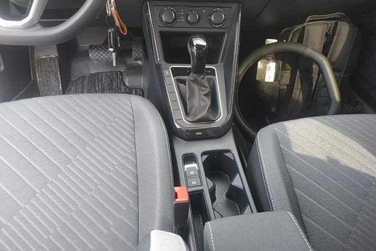 Used Volkswagen Lavida 2025 New Sharp 1.5L Outstanding New Edition Gear Lever