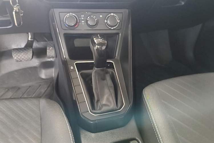 Used Volkswagen Lavida 2025 New Sharp 1.5L Outstanding New Edition Gear Lever