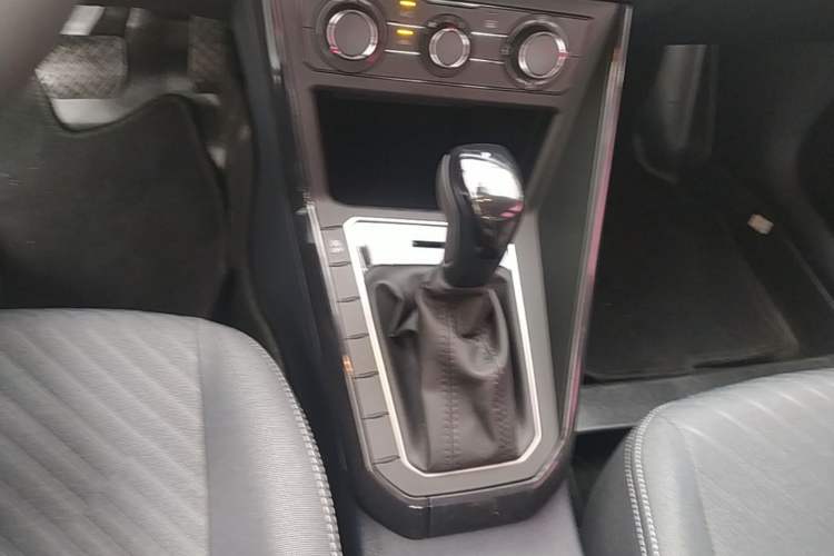 Used Volkswagen Lavida 2025 New Sharp 1.5L Outstanding New Edition Gear Lever