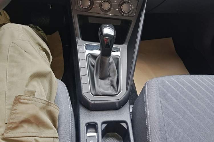Used Volkswagen Lavida 2025 New Sharp 1.5L Outstanding New Edition Gear Lever