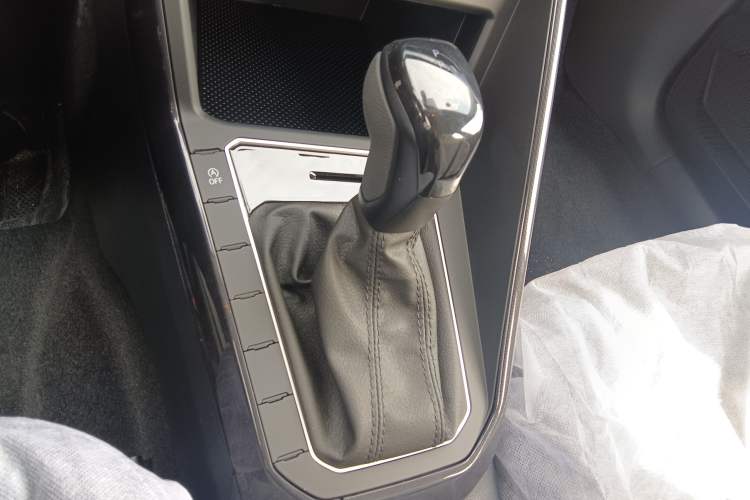 Used Volkswagen Lavida 2025 New Sharp 1.5L Outstanding New Edition Gear Lever