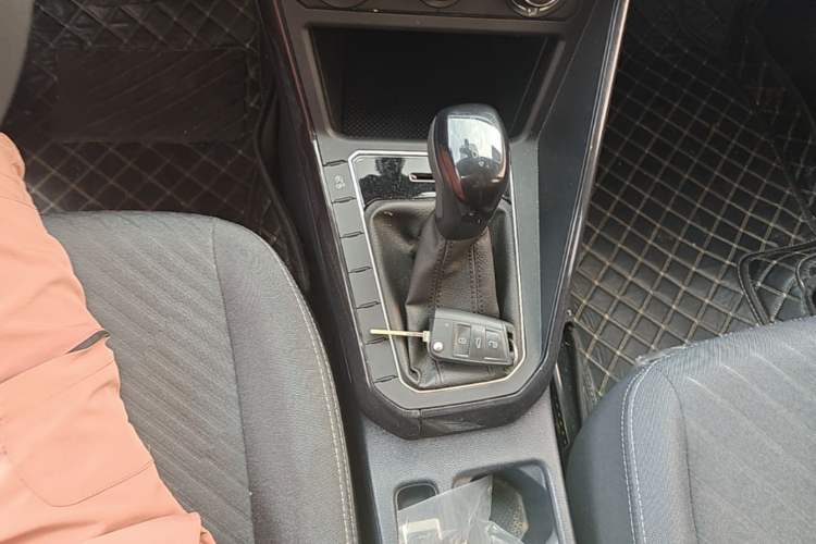 Used Volkswagen Lavida 2025 New Sharp 1.5L Outstanding New Edition Gear Lever
