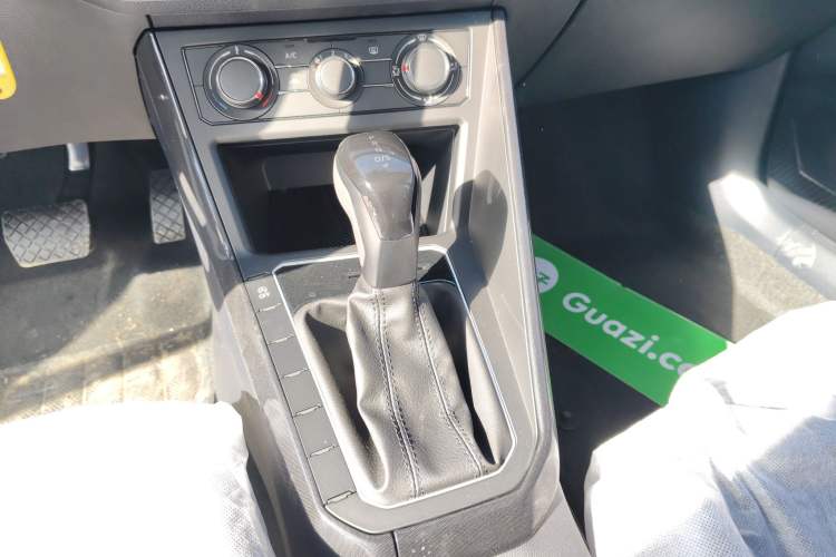 Used Volkswagen Lavida 2025 New Sharp 1.5L Outstanding New Edition Gear Lever