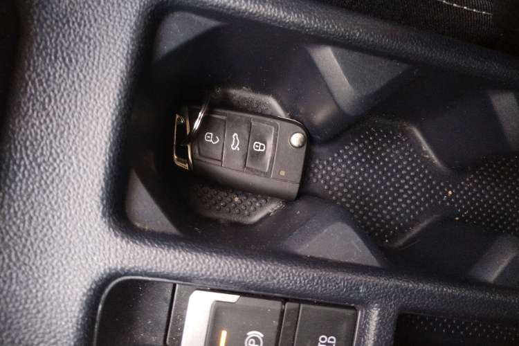 Used Volkswagen Lavida 2025 New Sharp 1.5L Outstanding New Vision Edition Interior 1