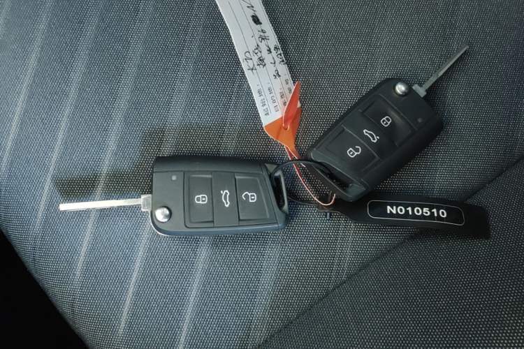 Used Volkswagen Lavida 2025 New Sharp 1.5L Outstanding New Edition Interior 1