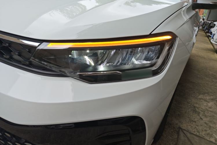 Used Volkswagen Lavida 2025 New Sharp 1.5L Outstanding New Edition Left Front Headlight