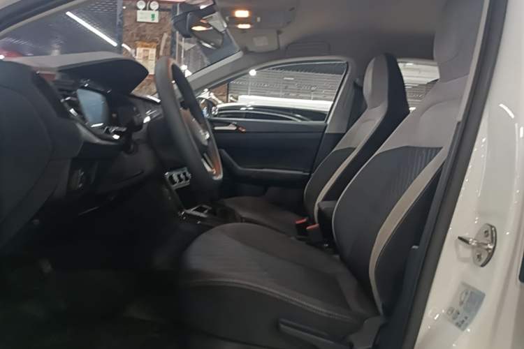 Used Volkswagen Lavida 2025 New Sharp 1.5L Outstanding New Edition Left Front Seat