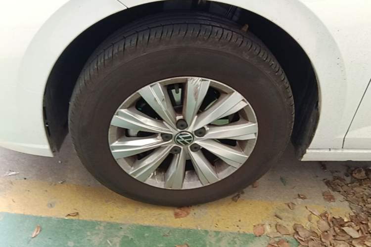 Used Volkswagen Lavida 2025 New Sharp 1.5L Outstanding New Edition Left Front Wheel Hub