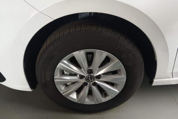 Used Volkswagen Lavida 2025 New Sharp 1.5L Outstanding New Edition Left Front Wheel Hub