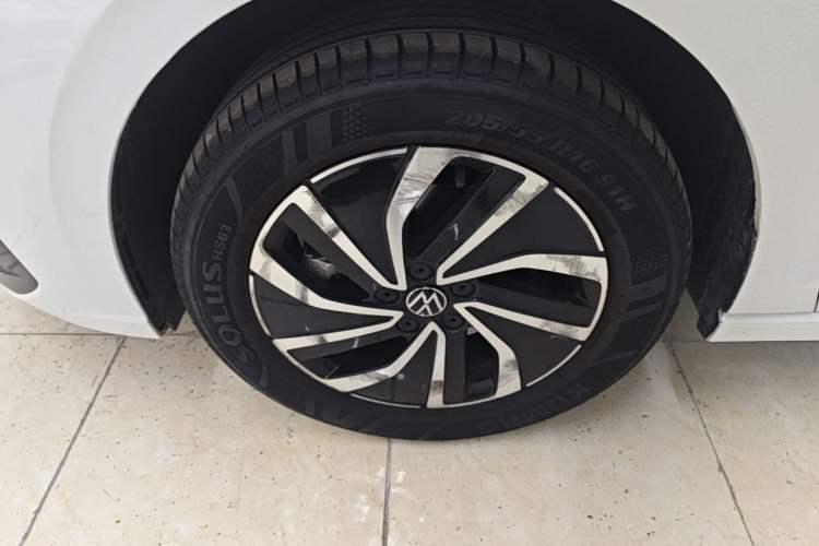 Used Volkswagen Lavida 2025 New Sharp 1.5L Outstanding New Vision Edition Left Front Wheel Hub