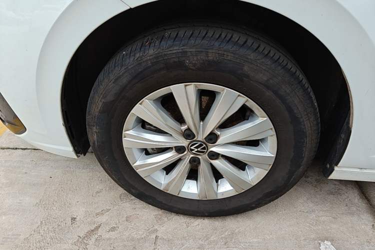 Used Volkswagen Lavida 2025 New Sharp 1.5L Outstanding New Edition Left Front Wheel Hub