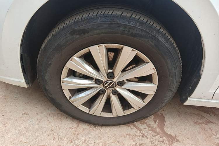 Used Volkswagen Lavida 2025 New Sharp 1.5L Outstanding New Edition Left Front Wheel Hub