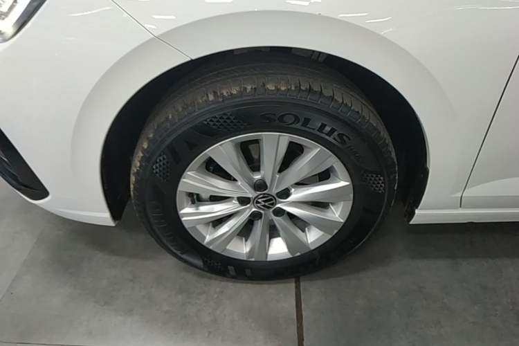 Used Volkswagen Lavida 2025 New Sharp 1.5L Outstanding New Edition Left Front Wheel Hub