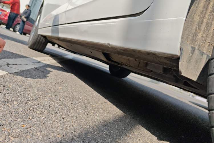 Used Volkswagen Lavida 2025 New Sharp 1.5L Outstanding New Edition Left Side Sill