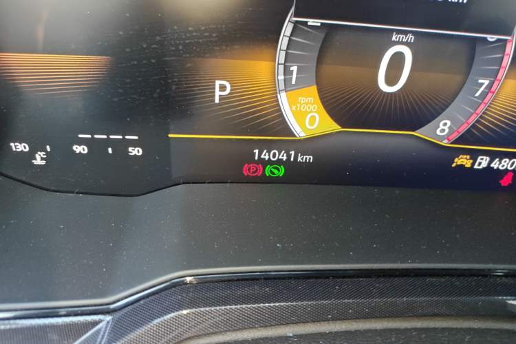 Used Volkswagen Lavida 2025 New Sharp 1.5L Outstanding New Edition Odometer Close Up