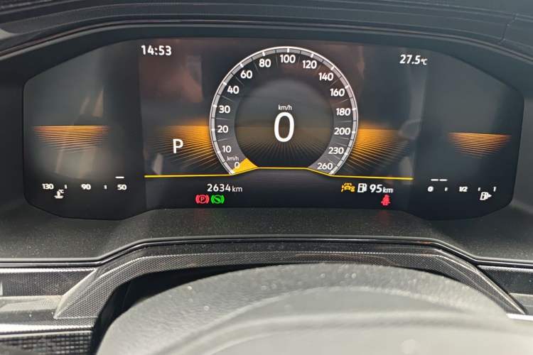 Used Volkswagen Lavida 2025 New Sharp 1.5L Outstanding New Edition Odometer Close Up