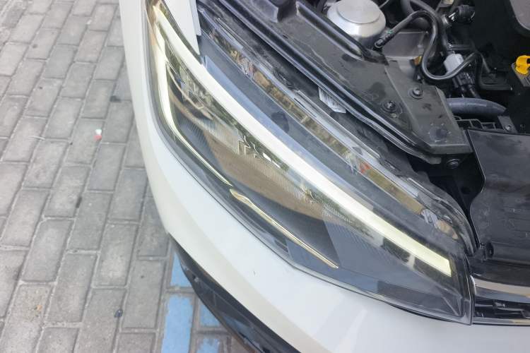 Used Volkswagen Lavida 2025 New Sharp 1.5L Outstanding New Vision Edition Right Front Headlight