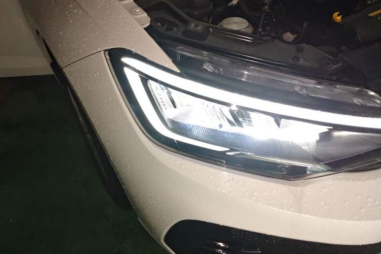 Used Volkswagen Lavida 2025 New Sharp 1.5L Outstanding New Edition Right Front Headlight