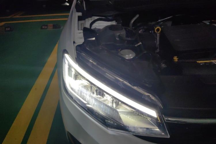 Used Volkswagen Lavida 2025 New Sharp 1.5L Outstanding New Edition Right Front Headlight