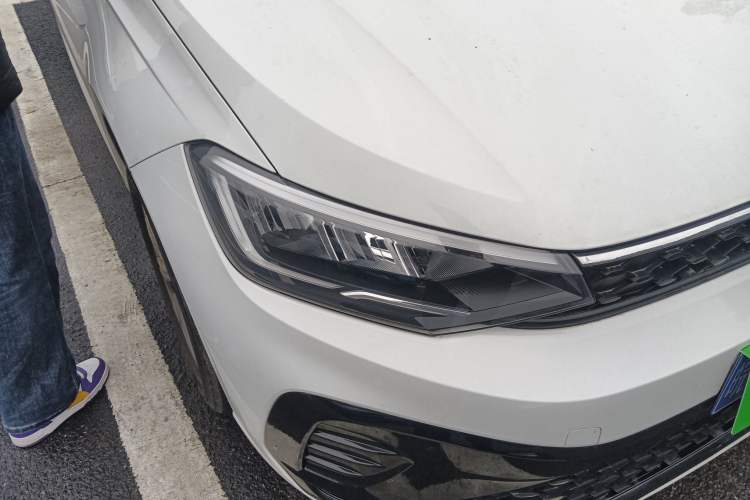 Used Volkswagen Lavida 2025 New Sharp 1.5L Outstanding New Edition Right Front Headlight