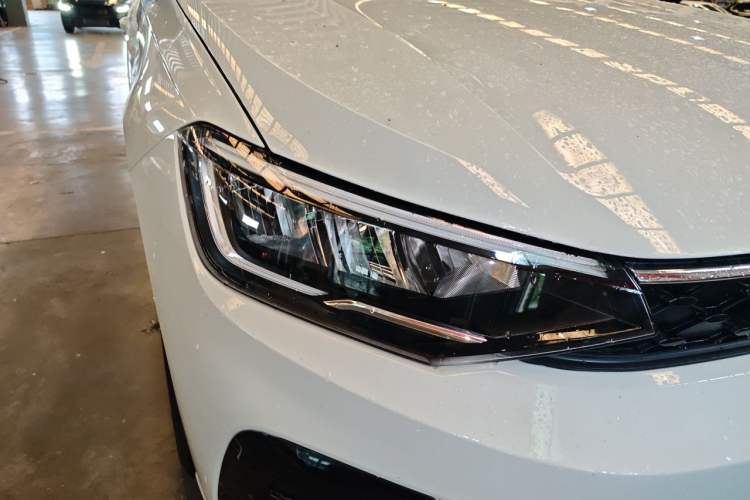 Used Volkswagen Lavida 2025 New Sharp 1.5L Outstanding New Edition Right Front Headlight