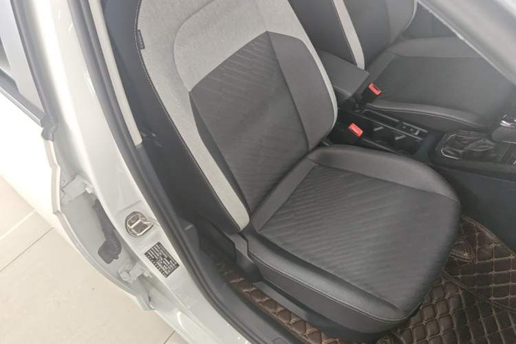 Used Volkswagen Lavida 2025 New Sharp 1.5L Outstanding New Edition Right Front Seat