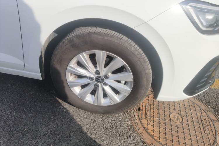 Used Volkswagen Lavida 2025 New Sharp 1.5L Outstanding New Edition Right Front Wheel Hub