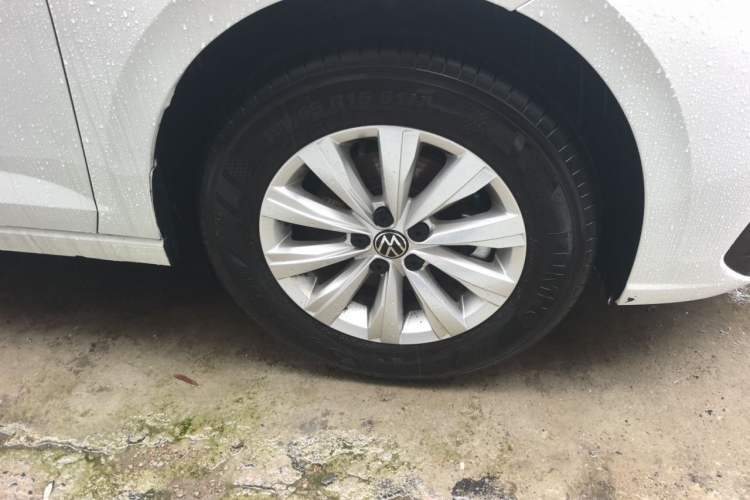 Used Volkswagen Lavida 2025 New Sharp 1.5L Outstanding New Edition Right Front Wheel Hub