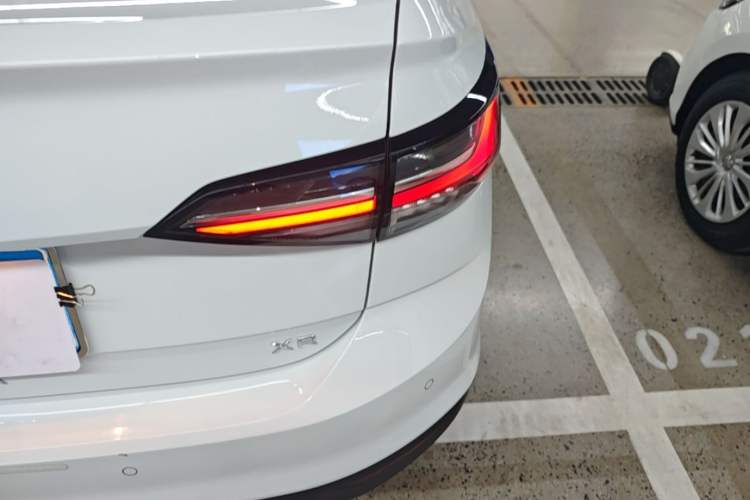 Used Volkswagen Lavida 2025 New Sharp 1.5L Outstanding New Edition Right Rear Taillight