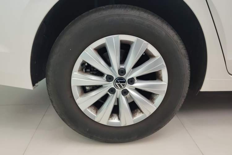 Used Volkswagen Lavida 2025 New Sharp 1.5L Outstanding New Edition Right Rear Wheel Hub