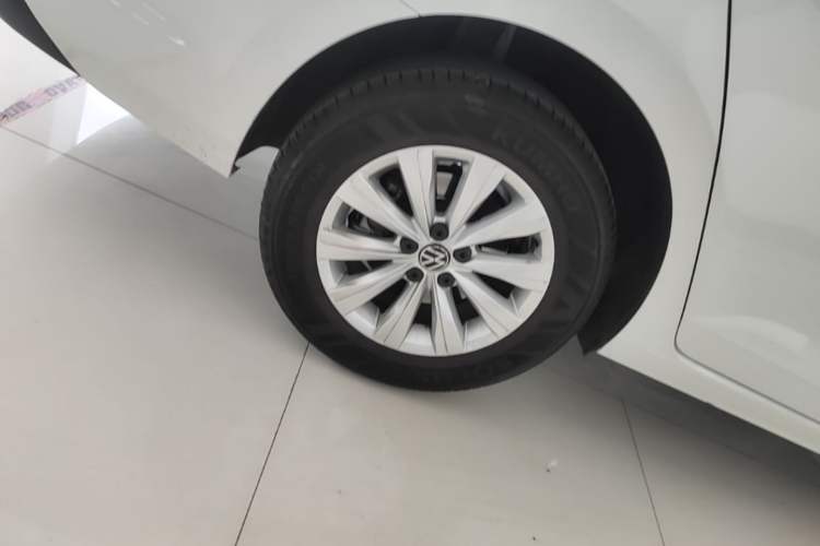 Used Volkswagen Lavida 2025 New Sharp 1.5L Outstanding New Edition Right Rear Wheel Hub