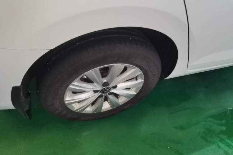 Used Volkswagen Lavida 2025 New Sharp 1.5L Outstanding New Edition Right Rear Wheel Hub